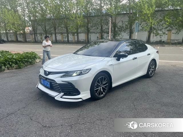 Toyota Camry 2023 Белый из Китая, фото 6