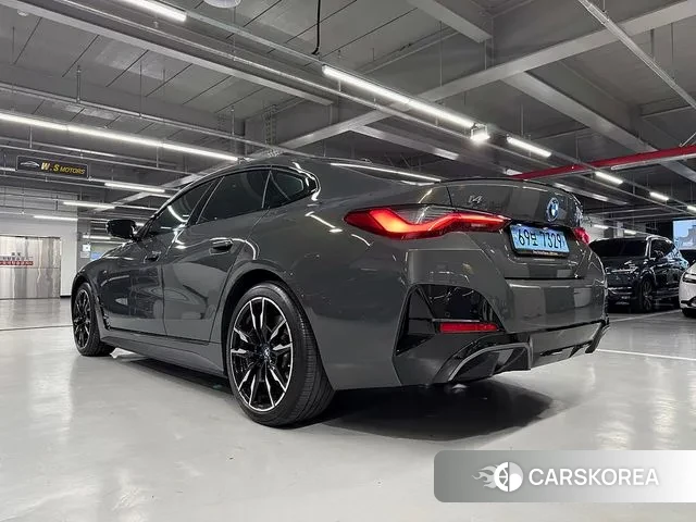 BMW i4 id 3763881 из Кореи 16