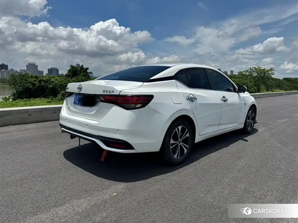 Nissan Sylphy 2025 Белый из Китая, фото 6