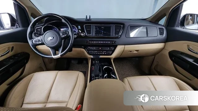 Kia The New Carnival id 3748201 из Кореи 16