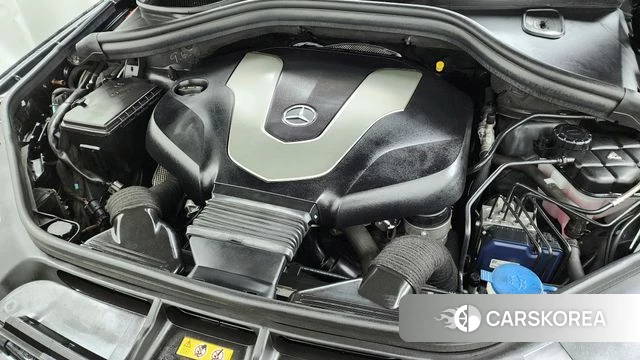 Mercedes-Benz GLE - Class W166 id 3911874 из Кореи 16