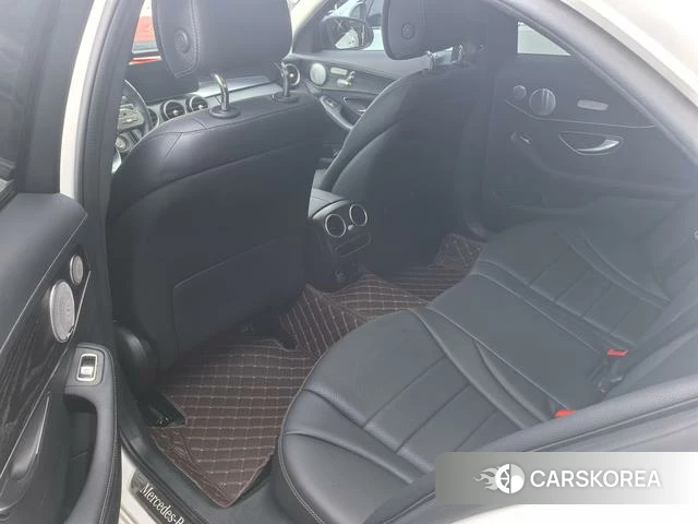 Mercedes-Benz Class C id 4256617 из Китая 8