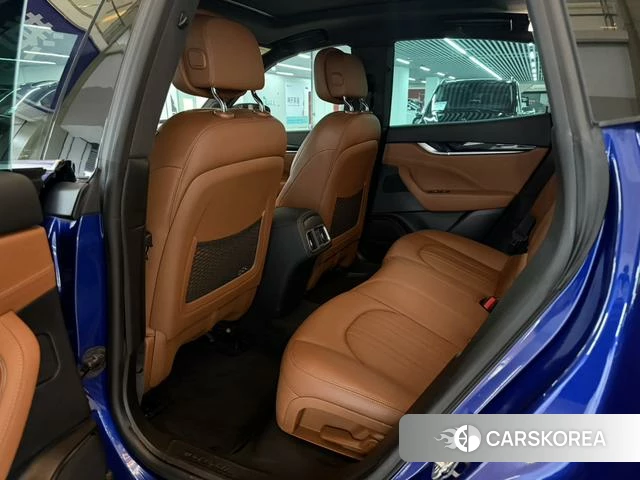 Maserati Levante id 3889898 из Китая 9