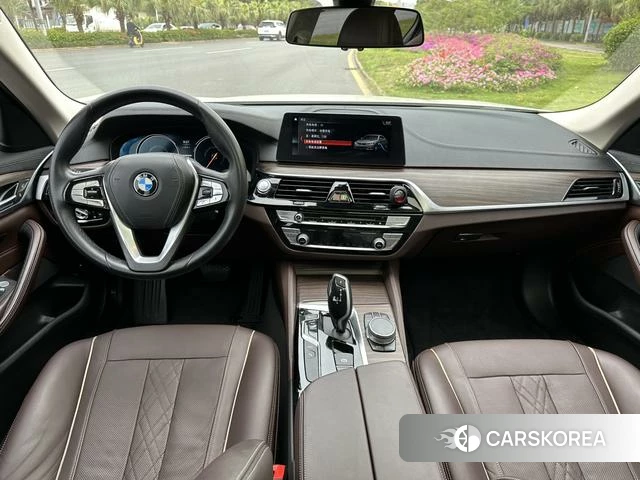 BMW 5 series PHEV id 4212933 из Китая 14