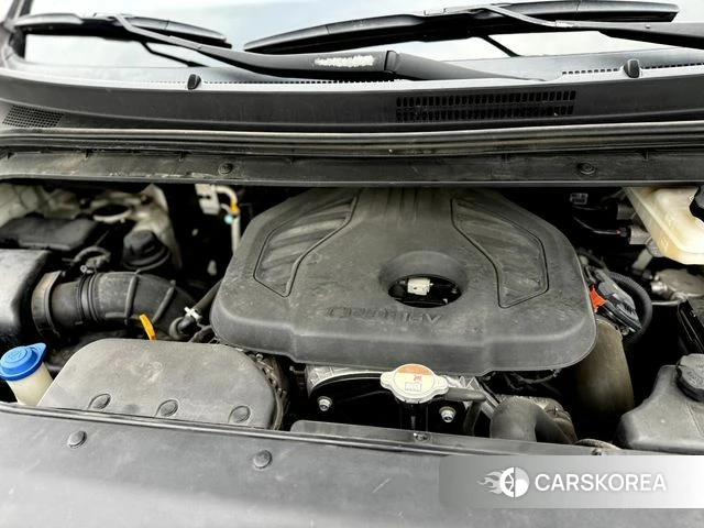 Hyundai The New Grand Starex id 3792478 из Кореи 16