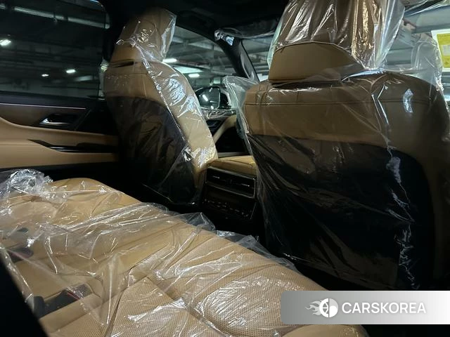 Lexus LX id 4239553 из Китая 8