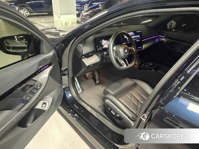 BMW 5 Series (G60) id 4222742 из Кореи 11