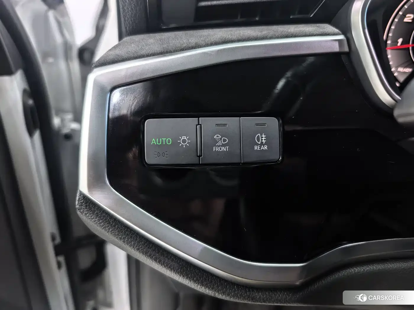 Audi Q3 id 4669296 из Китая 18