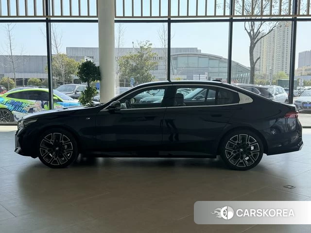 BMW 5 series id 3926865 из Китая 7