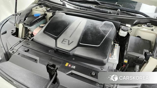 Kia EV6 id 3910428 из Кореи 16