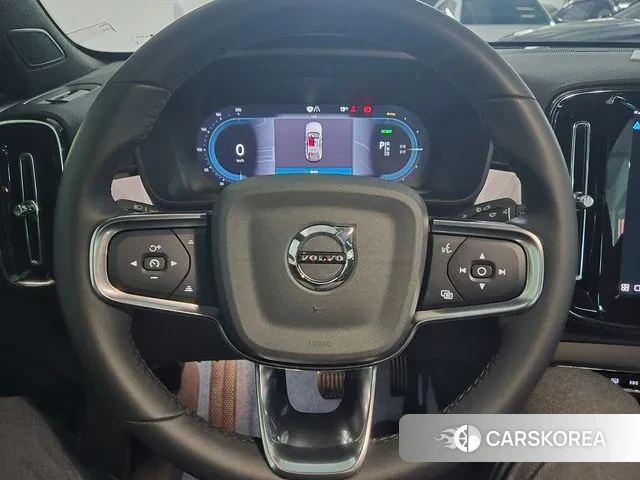 Volvo C40 Richards 2024 Белый из Кореи, фото 6