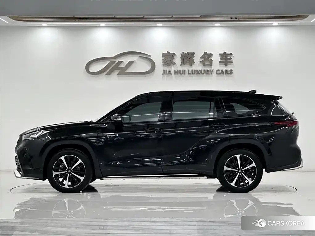 Toyota Crown id 4554049 из Китая 17