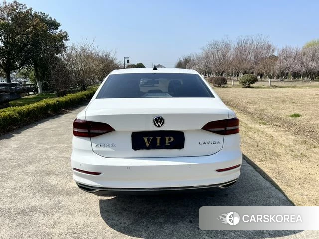 Volkswagen Lavida 2022 Белый из Китая, фото 6
