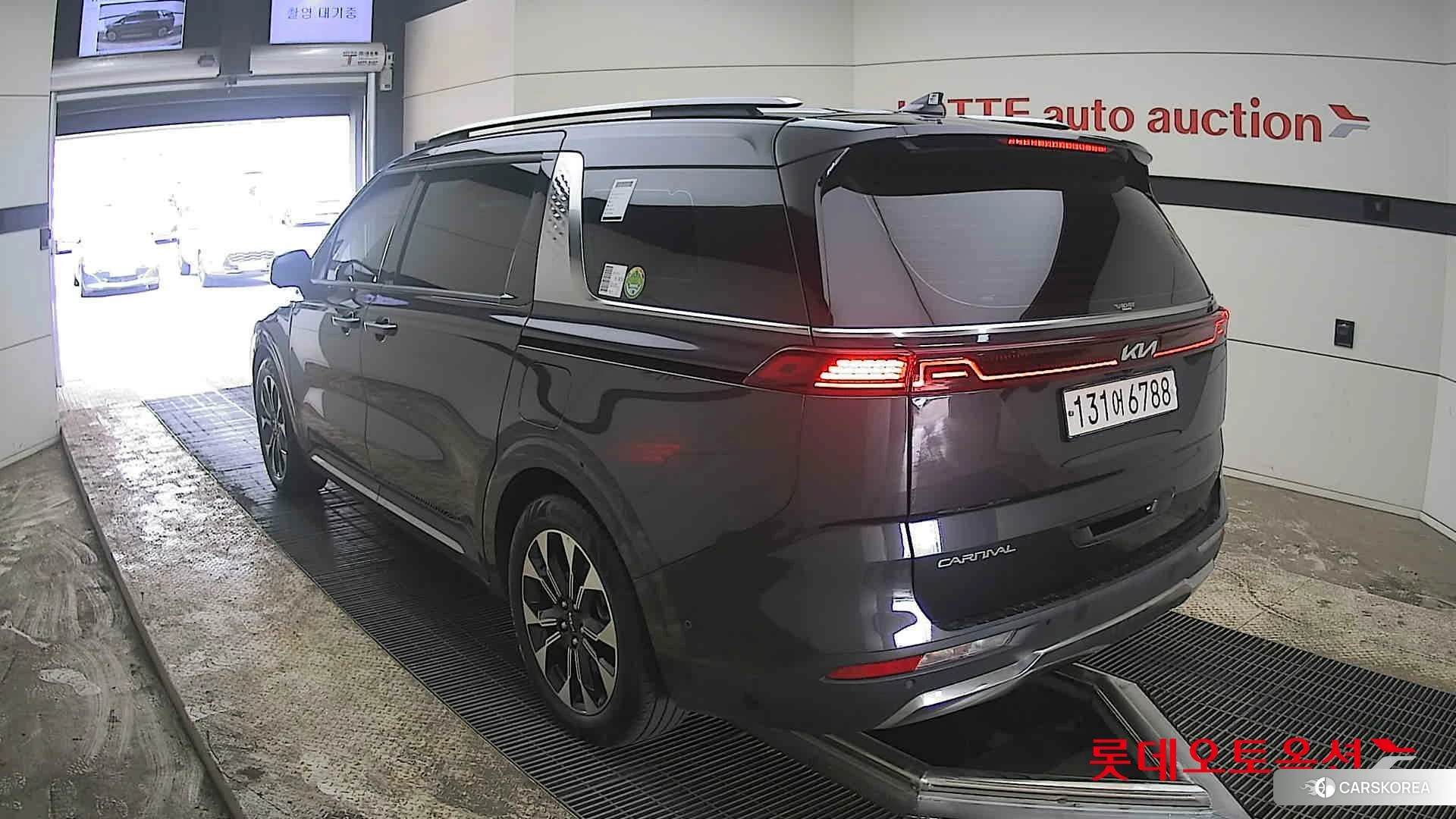 Kia Carnival Limousine id 3875728 из Кореи 34