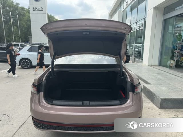 Volkswagen Passat 2024 Другой из Китая, фото 6