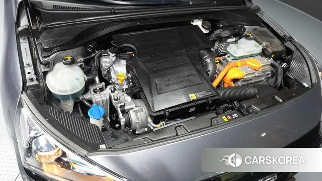 Hyundai Ionic Hybrid id 4521060 из Кореи 27