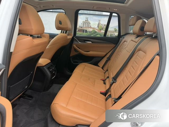 BMW X3 id 4211758 из Китая 17