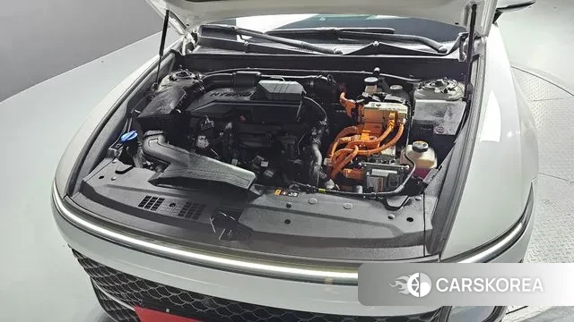 Hyundai Grandeur Hybrid (GN7) id 2894402 из Кореи 16