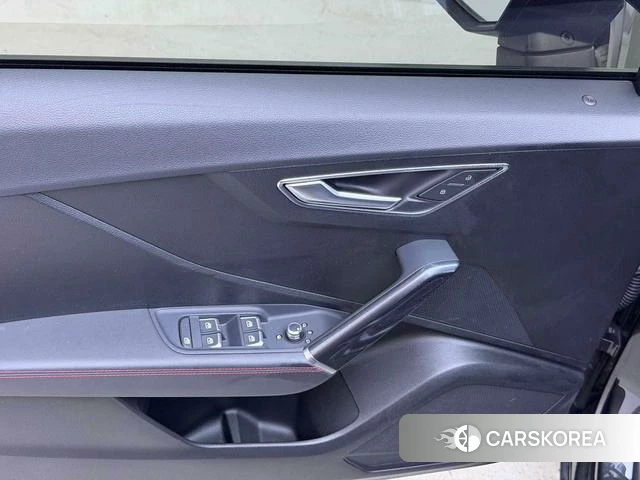 Audi Q2L id 4353474 из Китая 20