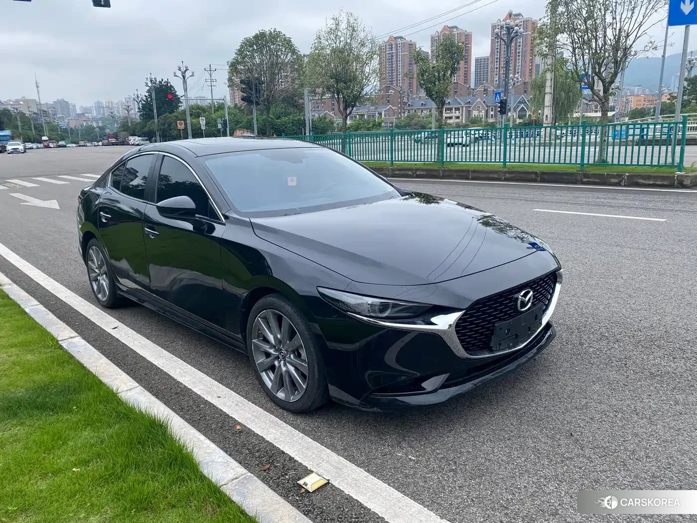 Mazda 3 2021 Черный из Китая, фото 6