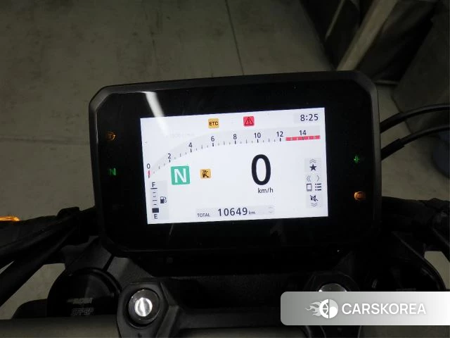 Honda CB650R id 4184381 из Японии 20