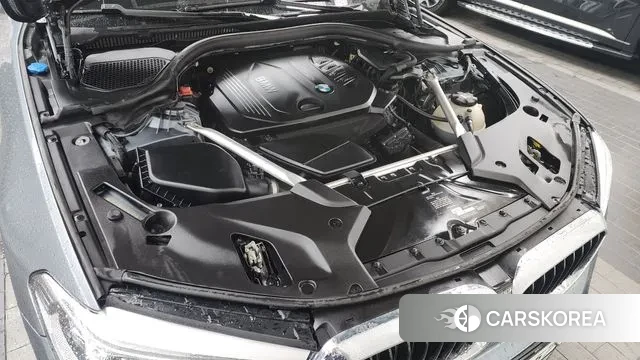 BMW 5 Series (G30) id 3418077 из Кореи 16