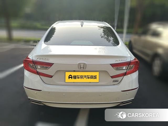 Honda Accord 2021 Белый из Китая, фото 6