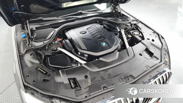 BMW 7 Series (G11) id 4282850 из Кореи 35