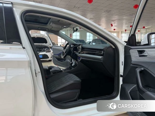 Volkswagen Sagitar id 4264638 из Китая 14