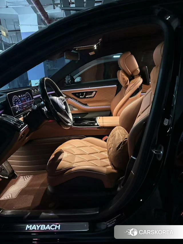 Mercedes-Benz Maybach S-class 2024 Черный из Китая, фото 6