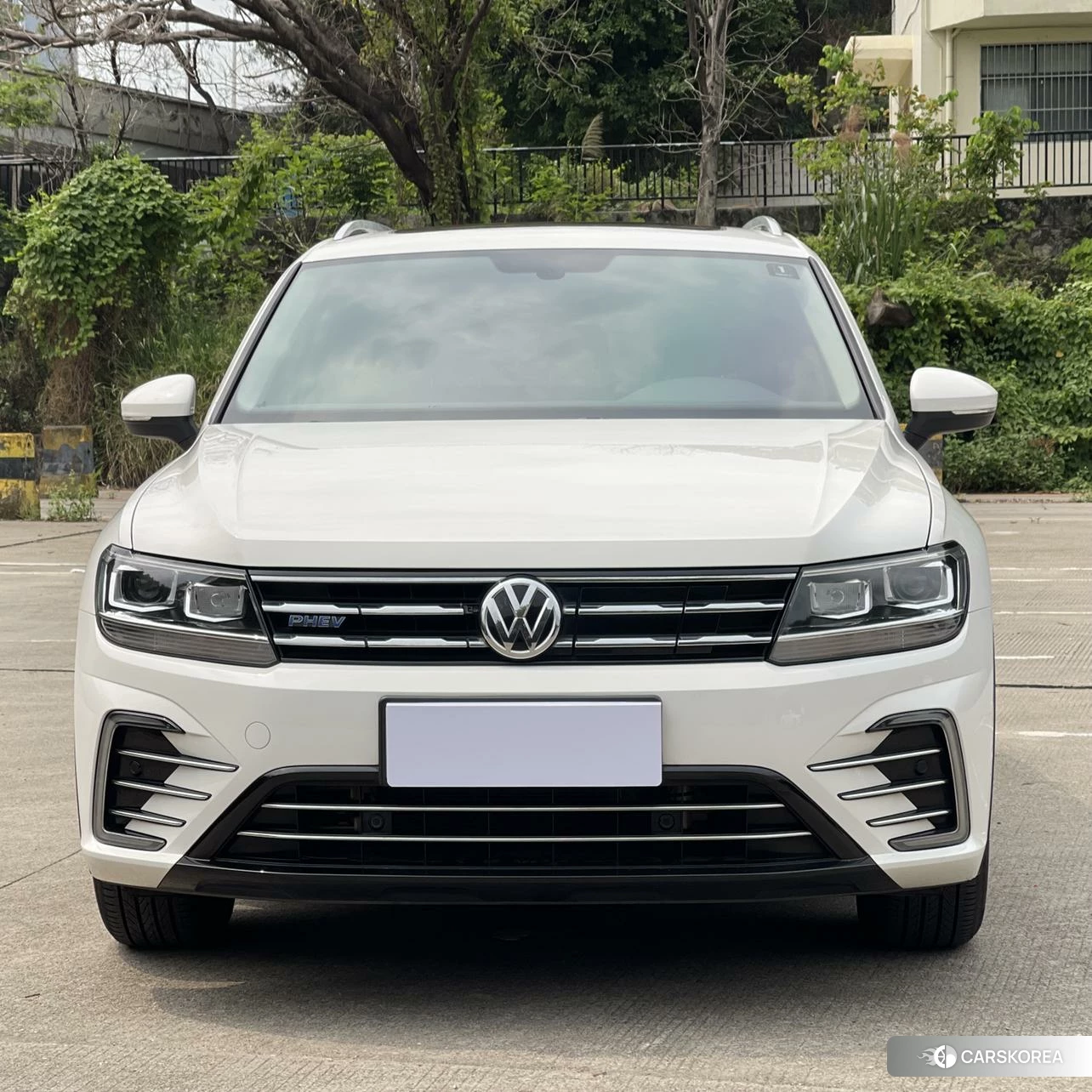 Volkswagen Tiguan L PHEV id 4453157 из Китая 18