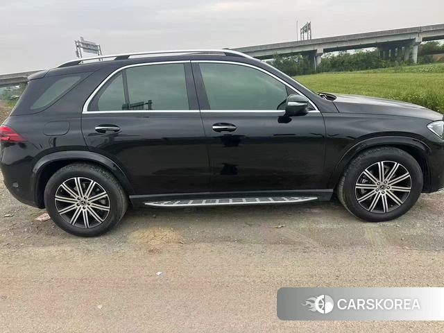 Mercedes-Benz GLE (import) 2026 Черный из Китая, фото 6