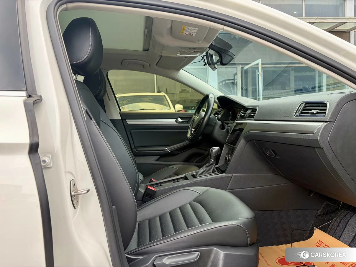 Volkswagen Lamando id 4452048 из Китая 16