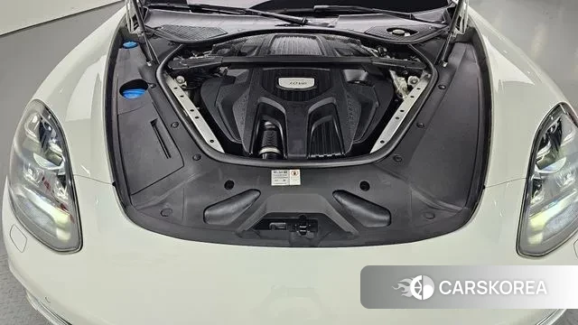 Porsche Panamera (971) id 3449779 из Кореи 16