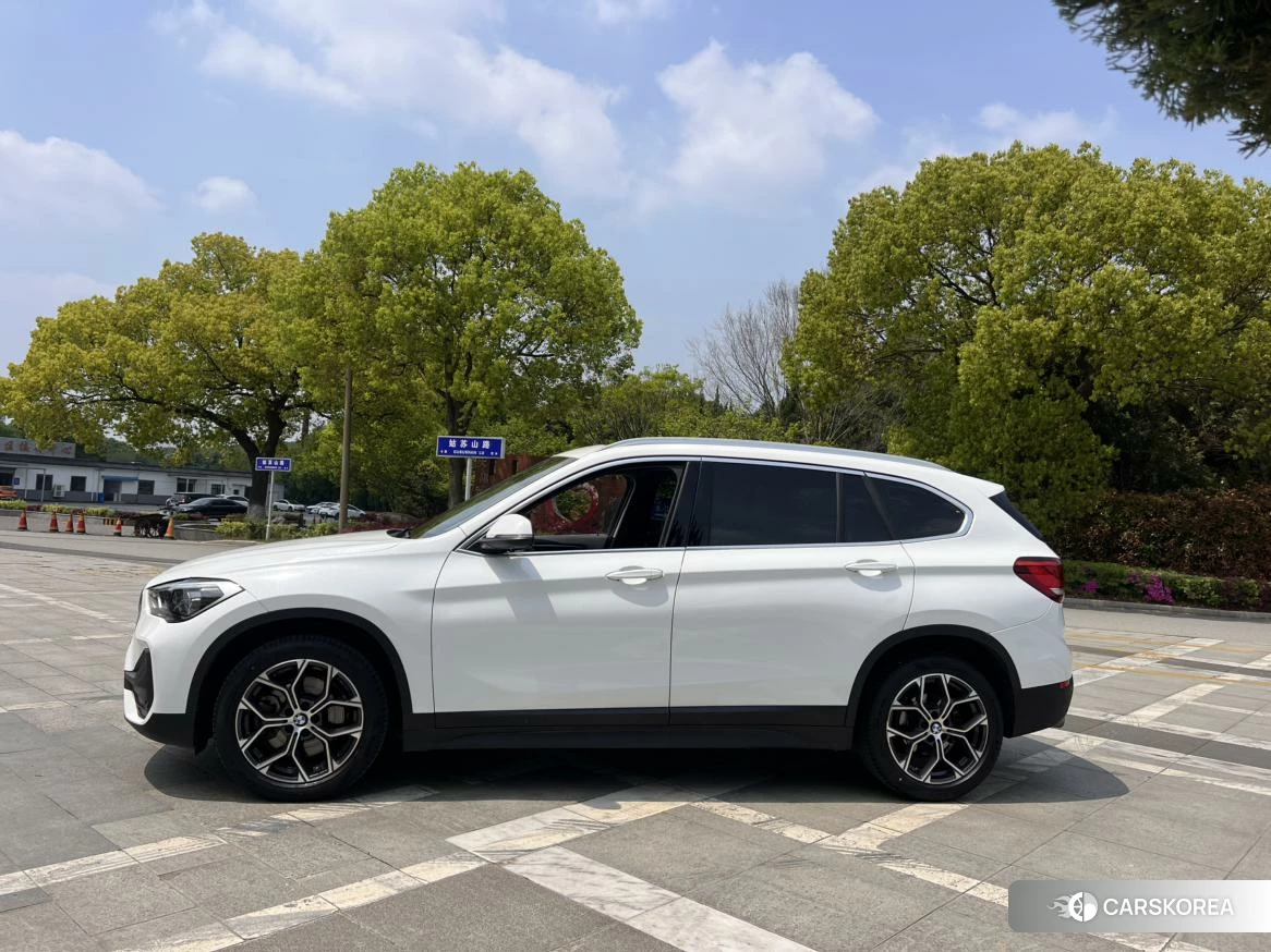 BMW X1 id 4498700 из Китая 14