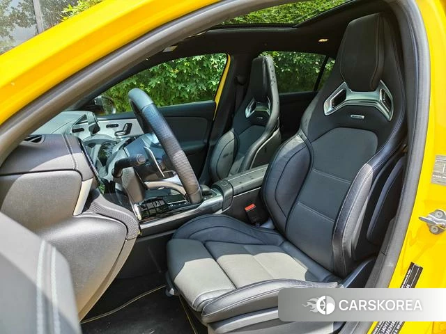 Mercedes-Benz Class A AMG (imported) 2023 Желтый из Китая, фото 6