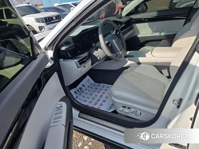 Hyundai Grandeur Hybrid (GN7) id 3576602 из Кореи 9