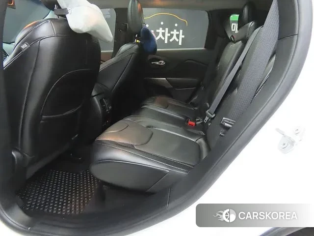 Jeep Cherokee (KL) id 3339131 из Кореи 16