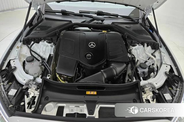Mercedes-Benz E-Class W214 id 4681424 из Кореи 16