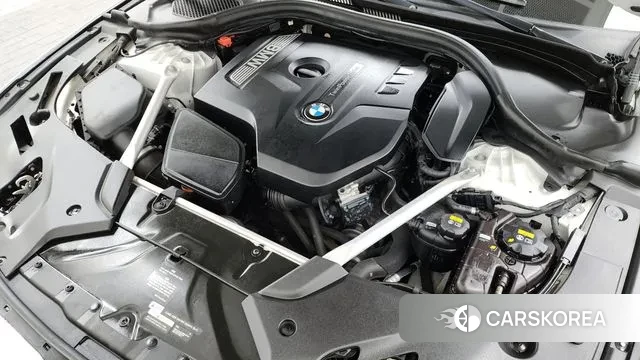 BMW 5 Series (G30) id 3667037 из Кореи 16