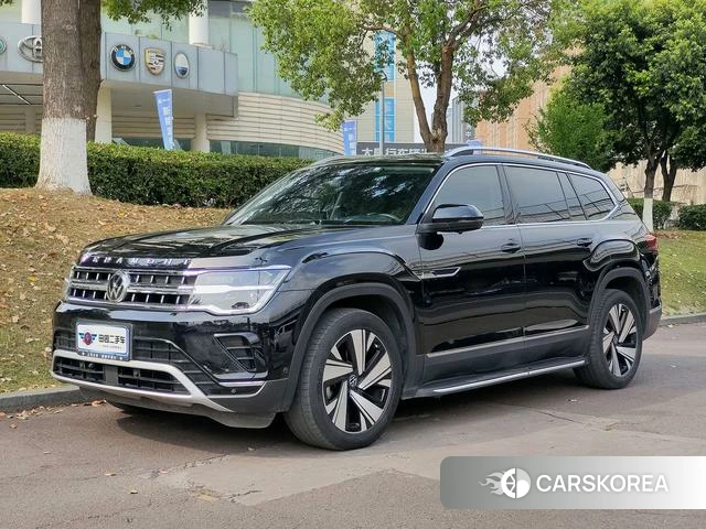 Volkswagen Tourang 2022 Черный из Китая, фото 6