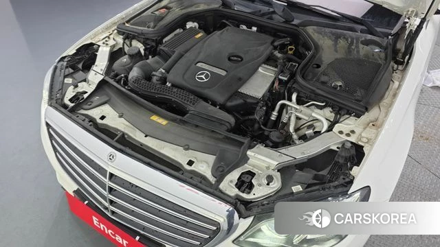 Mercedes-Benz E-Class W213 id 4378063 из Кореи 31
