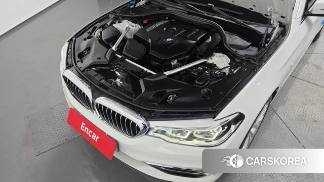 BMW 5 Series (G30) id 3966321 из Кореи 16