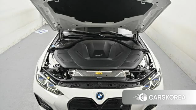 BMW i4 id 3891199 из Кореи 16