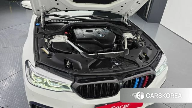 BMW 5 Series (G30) id 4385025 из Кореи 30