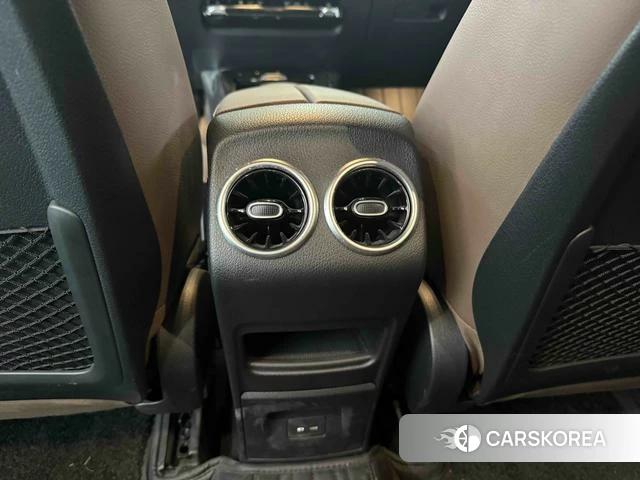 Mercedes-Benz GLB id 4258892 из Китая 10