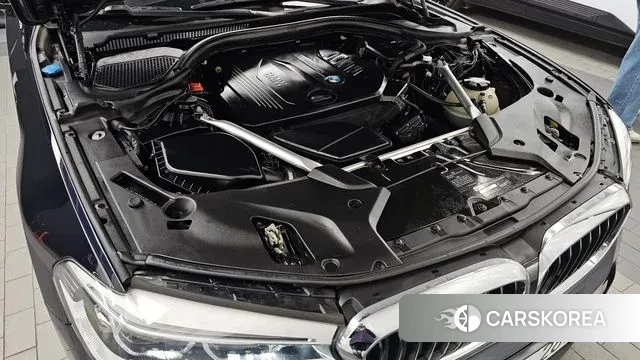 BMW 5 Series (G30) id 3380734 из Кореи 16