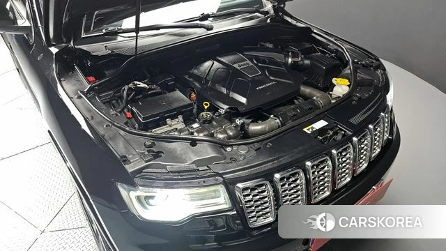 Jeep Grand Cherokee id 4351166 из Кореи 16
