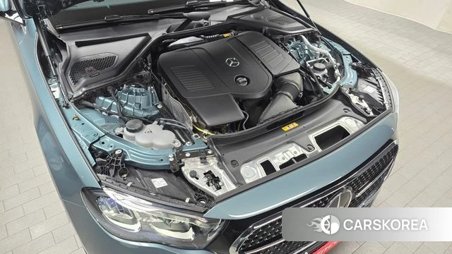 Mercedes-Benz E-Class W214 id 3876536 из Кореи 16