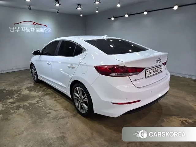 Hyundai Avante AD id 3748660 из Кореи 16